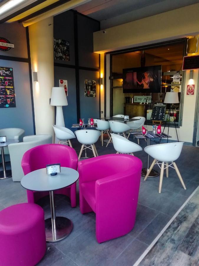 Les Palmiers 3* Frejus